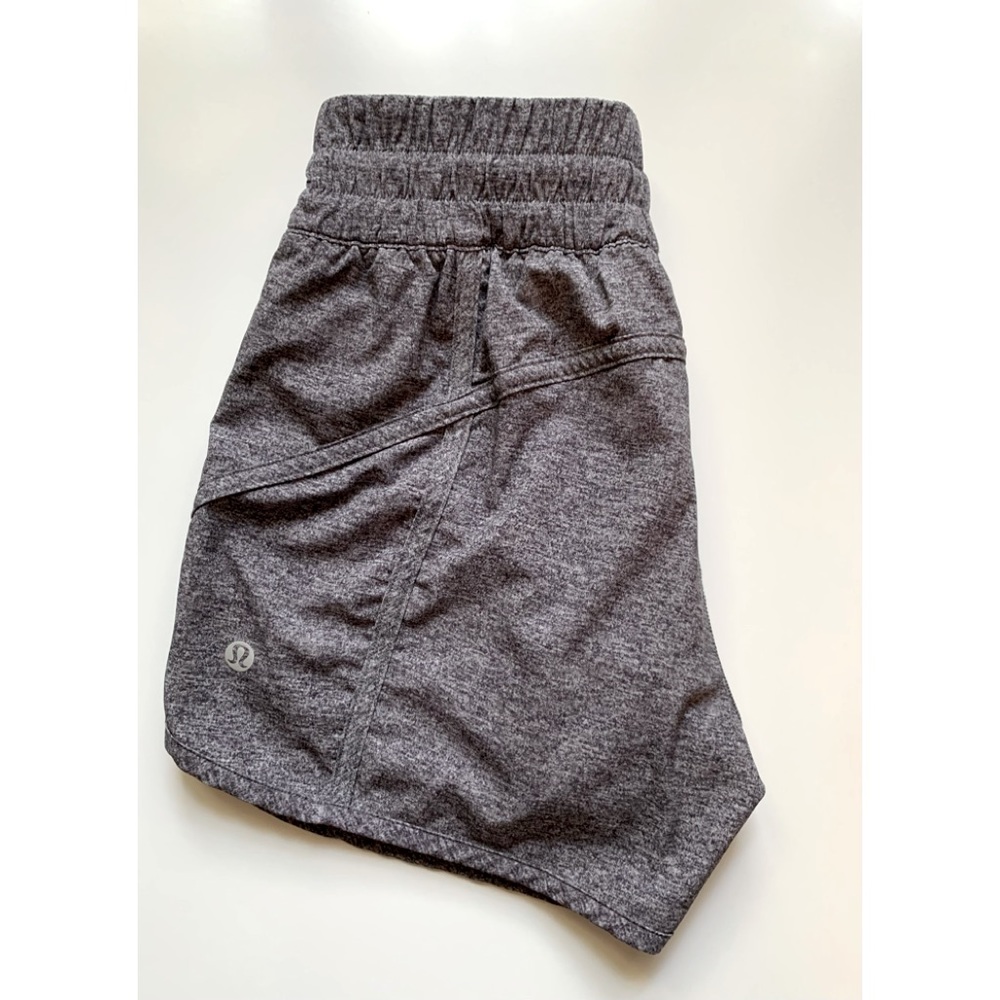 Lululemon Tracker Low-Rise Lined Short 4" - Picture 3 of 5